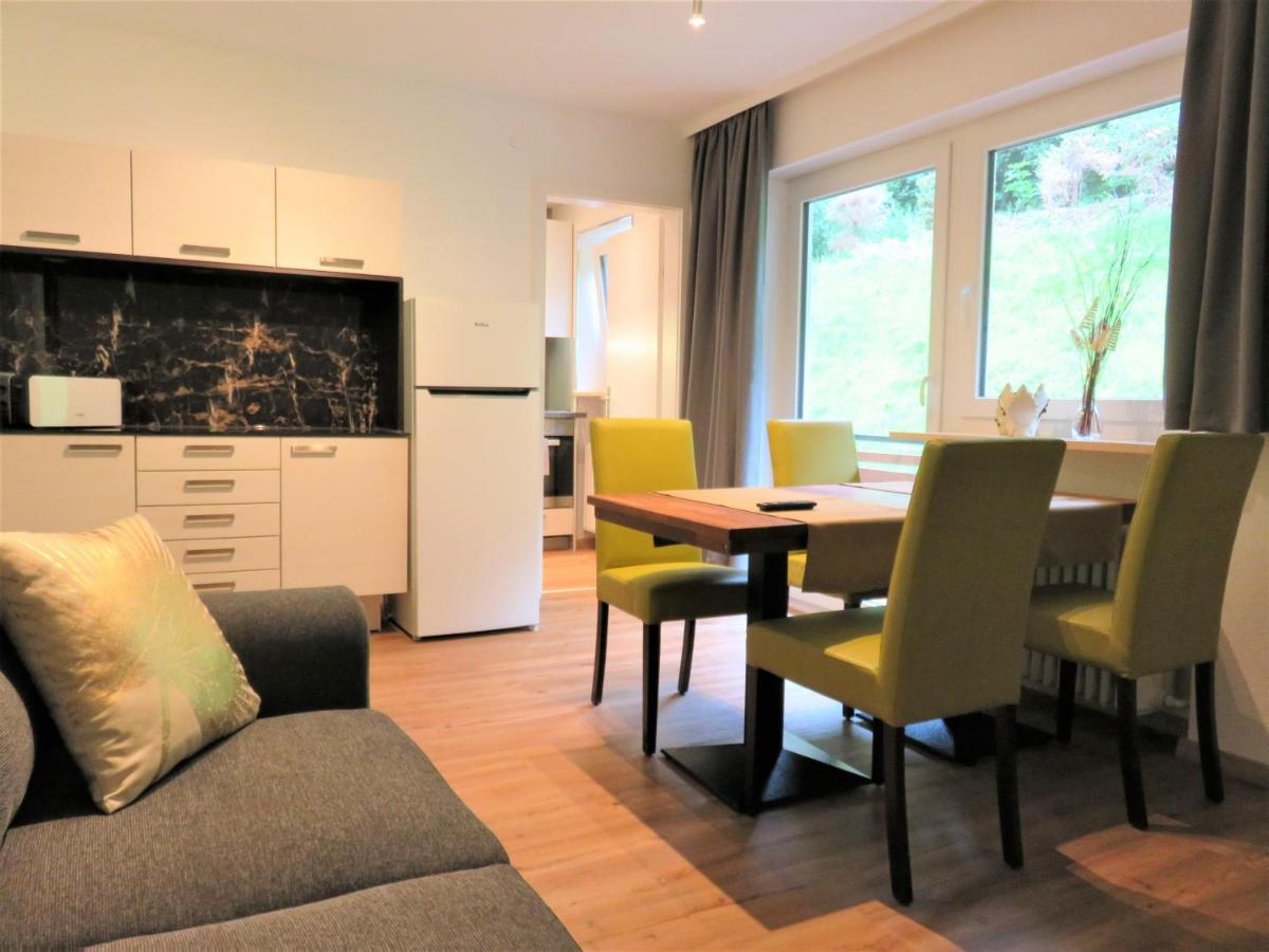 Apartment Weiss, Sandra Weiss *